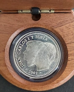 2002 Spain Juan Carlos y Sofia 10 Euros Silver .925 W/ Wooden Case - Picture 1 of 10