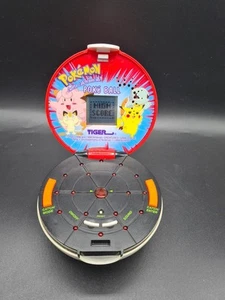 Vintage Tiger Electronics Pokémon Poke Ball Handheld Electronic Game Working A5 - Bild 1 von 8