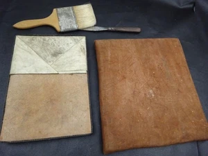 2 cojines y herramientas doradores antiguos (anuncio editado ver descripción) - Imagen 1 de 7