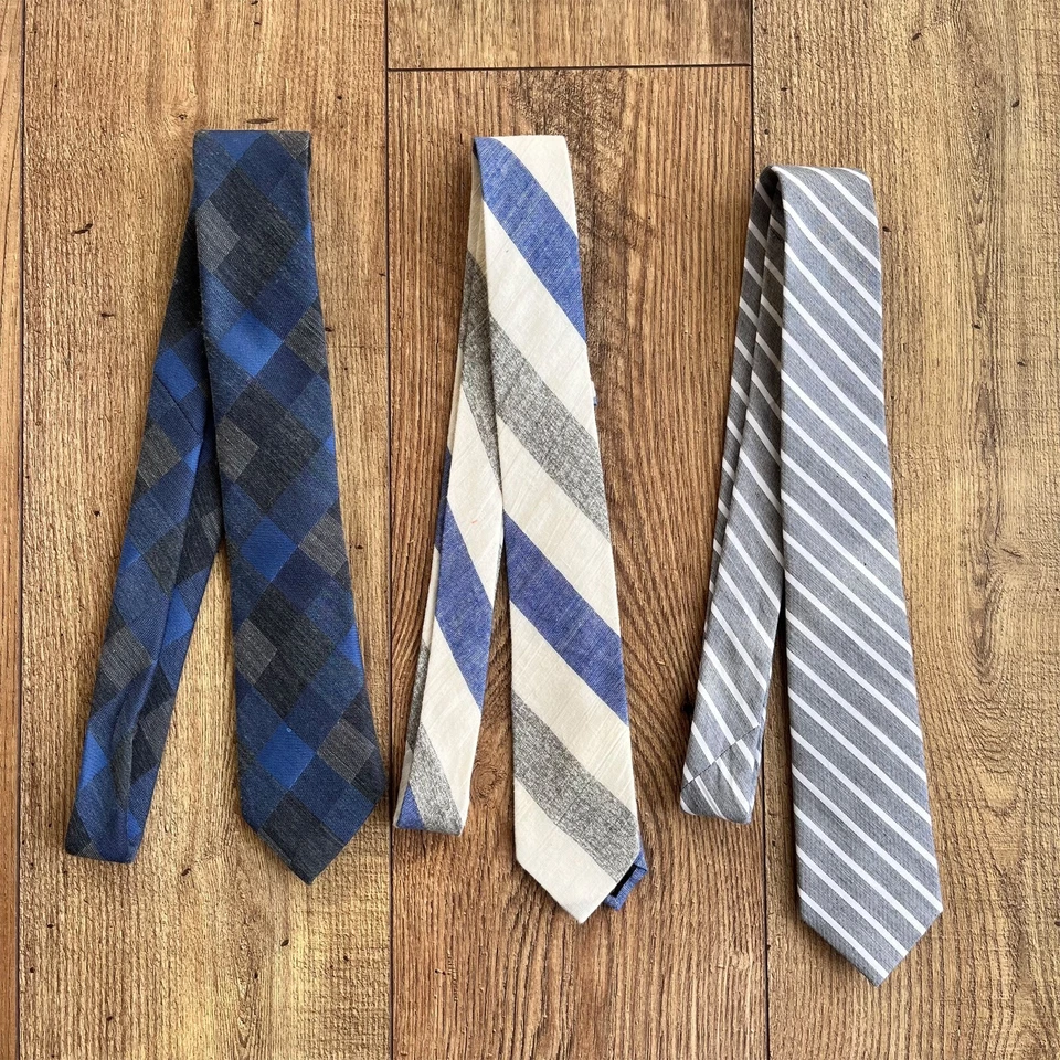 Lote de 3 corbatas para hombre | Ancho mediano | Rayas | Precio de venta sugerido por el fabricante $100 Foto 1 de 3