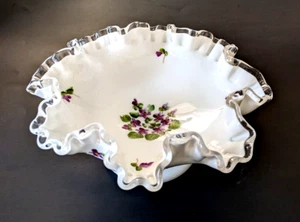 Vintage Fenton Silber Wappen Veilchen im Schnee Rüschen Füße Kompottschale 9" - Bild 1 von 9