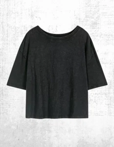 Ex HUSH Women's Short Sleeve Caroline Cropped T-Shirt in Black - Picture 1 of 3