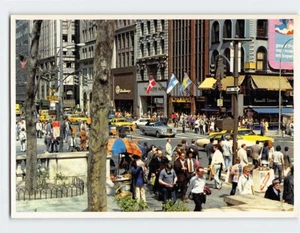 Postcard Fifth Avenue and 42nd Street USA - Picture 1 of 2