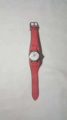 Женские часы ROXY розовый кожаный ремешок белое лицо - Изображение 1 из 3