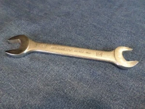 Llave de extremo abierto Stanley 14 mm - 15 mm 86-824 acabado antideslizante EE. UU. - Imagen 1 de 6