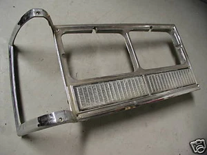 LINCOLN VERSAILLES PASSENGER SIDE HEADLIGHT BEZEL 1977 - Picture 1 of 2