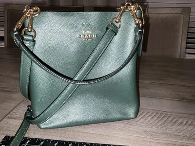 Bolso cubo COACH Mollie en verde pino profundo Foto 1 de 4