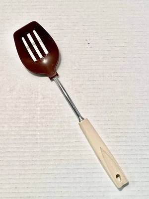 Vintage Ekco Brown Nylon Slotted Serving Spoon Plastic Handle USA 11” - Image 1 of 4