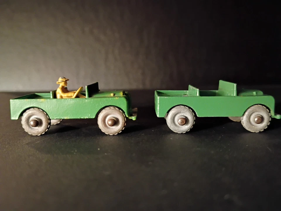 Matchbox 2 #12A's Land Rovers  1955  - Image 1 of 4