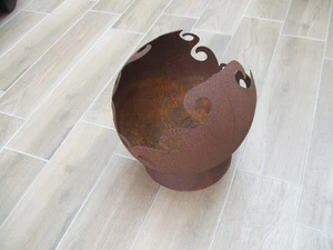 Globo de acero oxidado rústico fogata - Imagen 1 de 4
