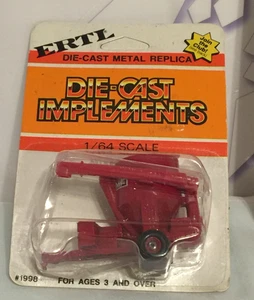 Ertl #1998 Mixer Mill - Maßstab 1:64 Druckguss-Anbaugeräte in PKG (U63) - Bild 1 von 6