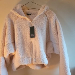 Wild Fable Cropped Fleece Kunstfell Elfenbein Langarm Kapuze Reißverschluss Damen M/L - Bild 1 von 7