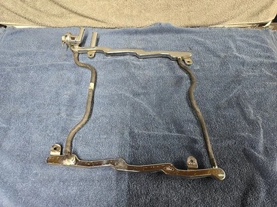 1998 福特野马 GT 4.6 发动机燃油轨道和调节器 — 第 1/4 张图片