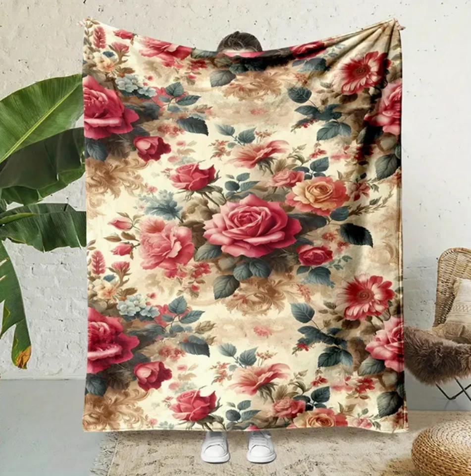 Vintage Rose Floral Pattern Flannel Throw Blanket - 150*200cm Fleece Blanket - Image 1 of 4