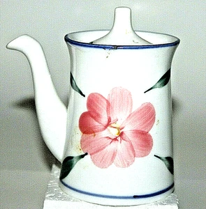 Kleine japanische handbemalte Teekanne mit Deckel China rosa Blumen auf weiß brandneu - Bild 1 von 7