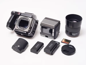 Hasselblad H1 mit Phase One P45+ Kodak CCD Digital Back und HC 80mm f/2.8 Lens - Bild 1 von 11