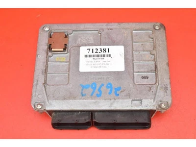 Centralina motore Skoda Fabia I Praktik 6Y5 03D906033C 2005 22104223 - Immagine 1 di 4