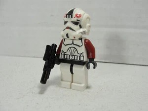 Vintage Lego Star Wars Minifigures -AT-AT Driver - Picture 1 of 3