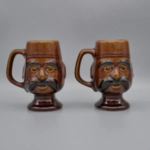 Taza de pedestal vintage cara de hombre 7 oz taza 3D alivio figurativo marrón cerámica par - Imagen 1 de 13