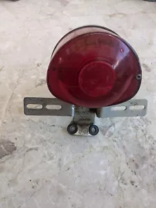 Suzuki TS90 TC90 Tail Light Suzuki Part Number 35710-3 - Foto 1 di 9