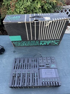 Yamaha MT1X Vierspur Kassettenrecorder ungetestet schaltet ein - Bild 1 von 8