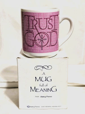 Vtg Abbey Press Inspirational TRUST GOD Mug Full of Meaning Prayers Quotes - NIB - Imagem 1 de 4