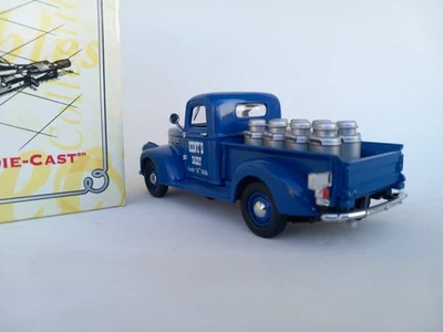 1/43 O scale matchbox truck pickup YYM38042 1941 Chevrolet AK Kent's dairy - Image 1 of 4