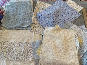 Paquete de restos de calico piezas de edredón pequeñas impresiones para ropa de muñeca 13 oz - Imagen 1 de 6