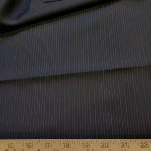 Traje de lana azul marino oscuro con rayas lisas y rotas - de Italia - Imagen 1 de 3