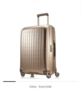 Hartman InnovAire Long Journey New With Tags Medium Checked Bag Ivory Gold