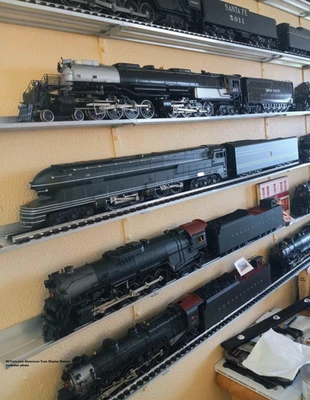 PACK DE 5 ESTANTES EXPOSITORES DE TREN ESCALA O Aluminio/Modelo Ferrocarril/Calibre O Foto 1 de 4