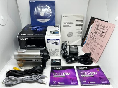 Sony HandyCam DCR-DVD650 60x Optical Zoom w/ Accessories - Image 1 of 4
