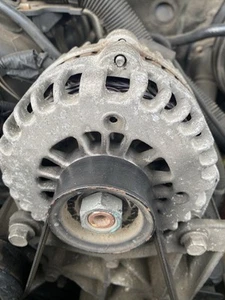 Used Alternator fits: 99 To 07 Gmc Seirra/ Silverado 4.8l /5.3l/works Great - Picture 1 of 4