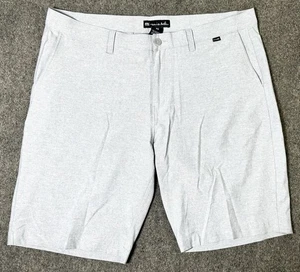 Mint! Travis Mathew Performance Golf Shorts-Men's Sz 40-Gray Stripes-Inseam 10" - Picture 1 of 6