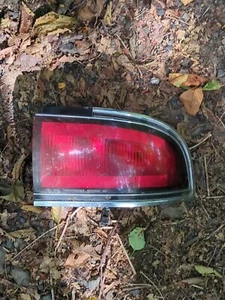 Passenger Side Tail Light Lamp Lens Fits 1992-1996 BUICK LESABRE 16515388 - Picture 1 of 3