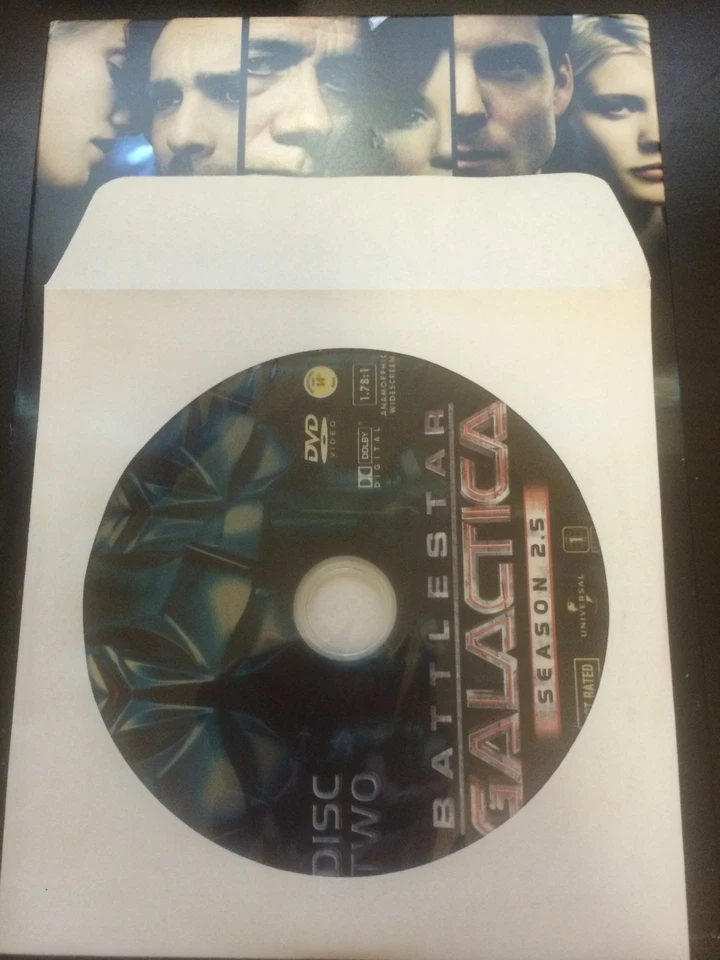 Battlestar Galactica - Season 2.5, Disc 2 REPLACEMENT DISC (not full season) - Image 1 of 1