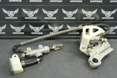 Kawasaki 04-05 KDX220R 2004 OEM NISSIN PINZA DE FRENO TRASERA CILINDRO MAESTRO Foto 1 de 4