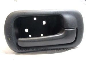 Honda Stream 1.7 Vtec 00-06 D17 right rear interior door handle inner - Picture 1 of 2