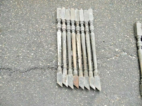 ANTIQUE WOODEN STAIR RAIL TURNED SPINDLES BALUSTERS VICTORIAN STYLE,USED,Lot of8 Cover