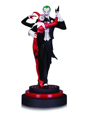 The Joker & Harley Quinn 雕像 Mad Love 第 1 版 DC 收藏品全新未拆封 — 第 1/4 张图片