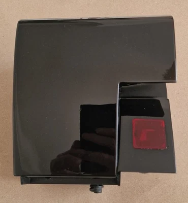 AUDI A3 S3 8L ПЕРЕДНЯЯ ПЕПЕЛЬНИЦА ФОРТЕПИАНО ЧЕРНЫЙ 8L0 857 951 F 1LQ - Изображение 1 из 4