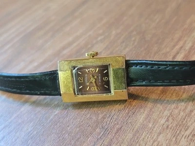 Ladies Cornavin Pentaflex 17j Mechanical Watch Runs For Parts Or Repair  - Image 1 of 4