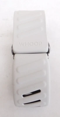 Rastreador de fitness y salud Whoop 4.0 color blanco goma sin cargador Foto 1 de 4