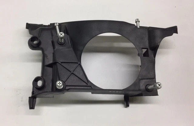 SOPORTE CHEVROLET CAVALIER 2000-2002 HDLP RH 16525844 - NUEVO OEM 16525844 Foto 1 de 4