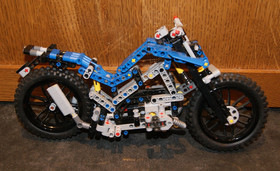 LEGO Technic BMW R 1200 GS Adventure 42063 - Incomplete