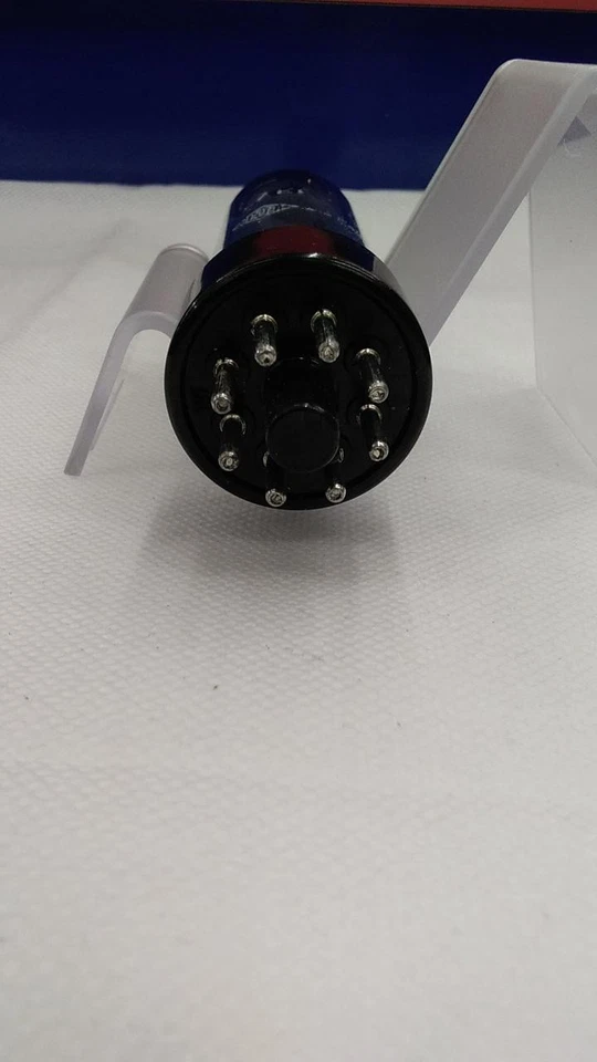 Par de tubos de vácuo Telefunken EL34 e áudio de guitarra NOS usado - Imagem 1 de 4