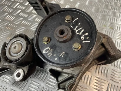 Bomba de dirección asistida diésel Volvo S40, V40 2002 NAB19182 Foto 1 de 3