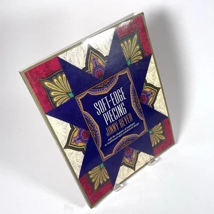 SIGNED! Soft-Edge Piecing: Add the Elegance of Applique / Paperback / GOOD - Bild 1 von 7