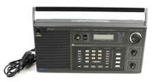 Uniden Communication Receiver CR-2021 Radio AM / FM SSB / CW