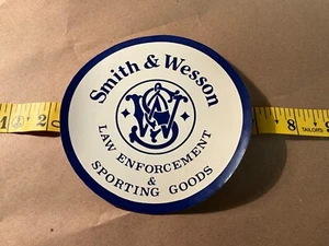 VINTAGE SMITH & WESSON LAW ENFORCEMENT & SPORTING GOODS DECAL STICKER - Picture 1 of 2